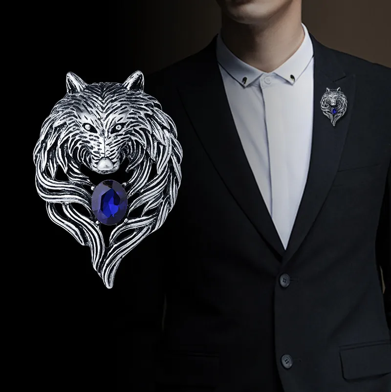 Vintage Wolf Head Brooch Pin Alloy With Faux Blue Gemstone Retro Animal Lapel Pin For Men Suit Jacket Jewelry
