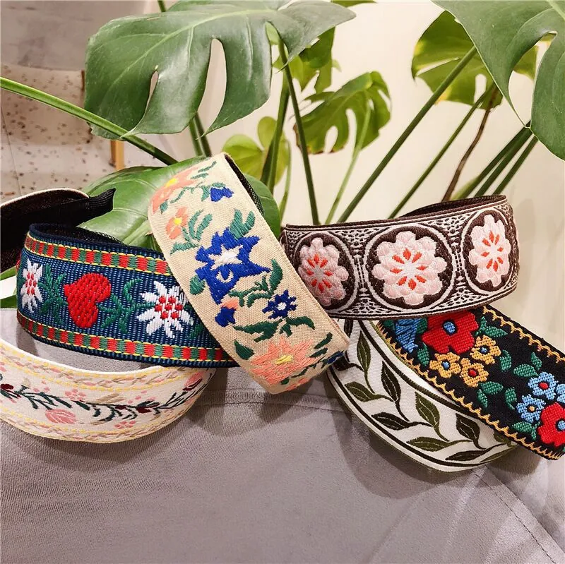 Women Wide Embroidered Headband Knotted Fabric Hairband Ethnic Bohemian Floral Vintage Retro Hair Accessories