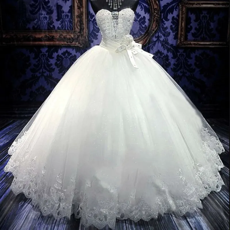 Witte Trouwjurk Strapless Kant Borduurwerk Kralen Mesh Baljurk Prinses Bruidsjurk Vloerlengte Elegante Kleding