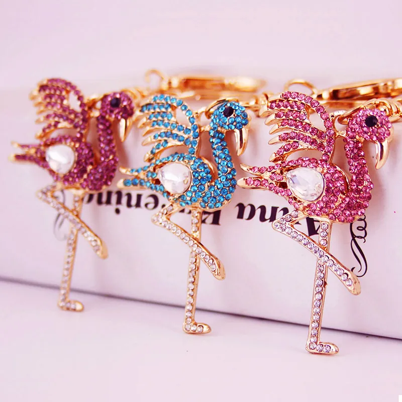 Luxueux Porte-clés Flamant Rose en Strass pour Femmes Pendentif Animal en Alliage de Zinc pour Sac Voiture Décoration Cadeau