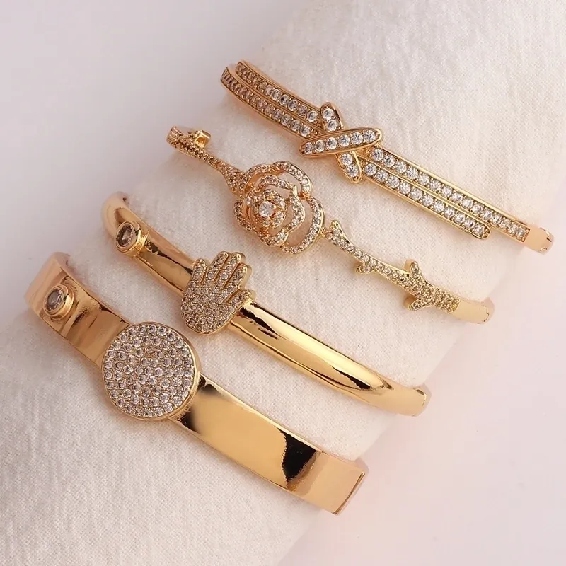 Bracciali Rigidi Aperti In Ottone Placcato Oro 18K Da Donna Micro Pavé Zirconia Hip Hop Animale Leopardo Rosa Stella