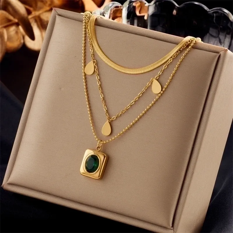 Retro Emerald Green Stone Layered Necklace Titanium Steel Square Pendant Teardrop Charms Snake Chain Women Jewelry