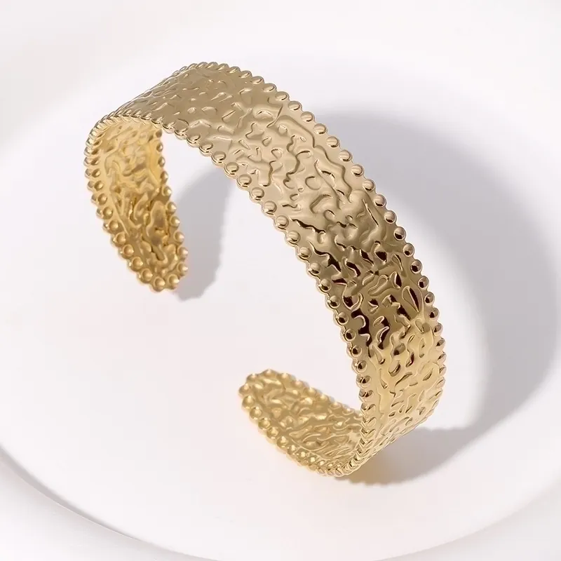 Bracciale Rigido Aperto In Acciaio Inossidabile Martellato Vintage Con Bordo Perlato Gioielli Minimalisti Placcati Oro