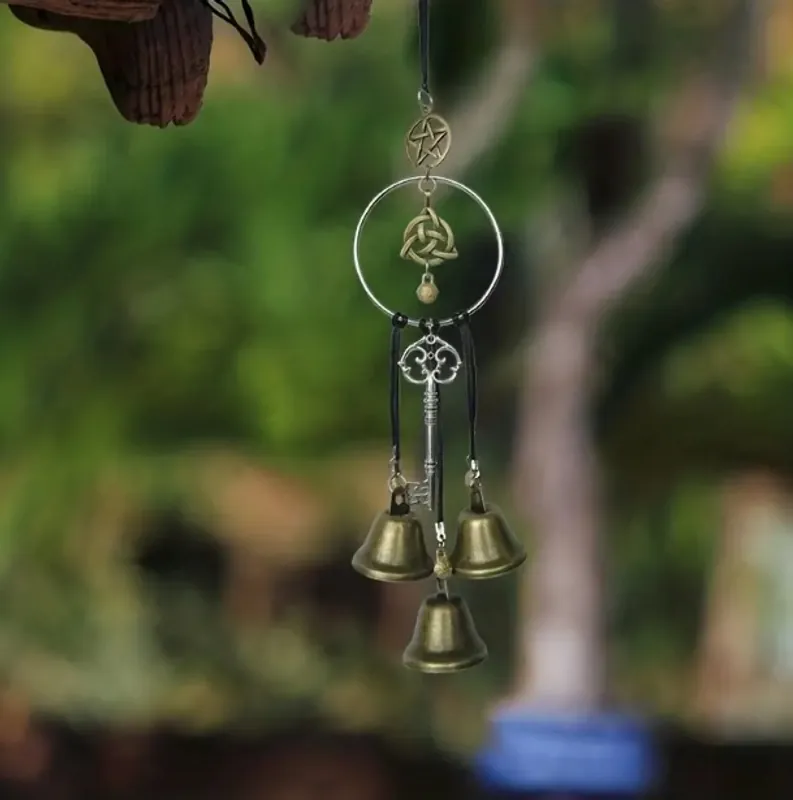 Witch Wind Chimes Celtic Protection Amulet Bells Hanging Decor Door Handle Retro Metal Pentagram Triquetra Knot Key