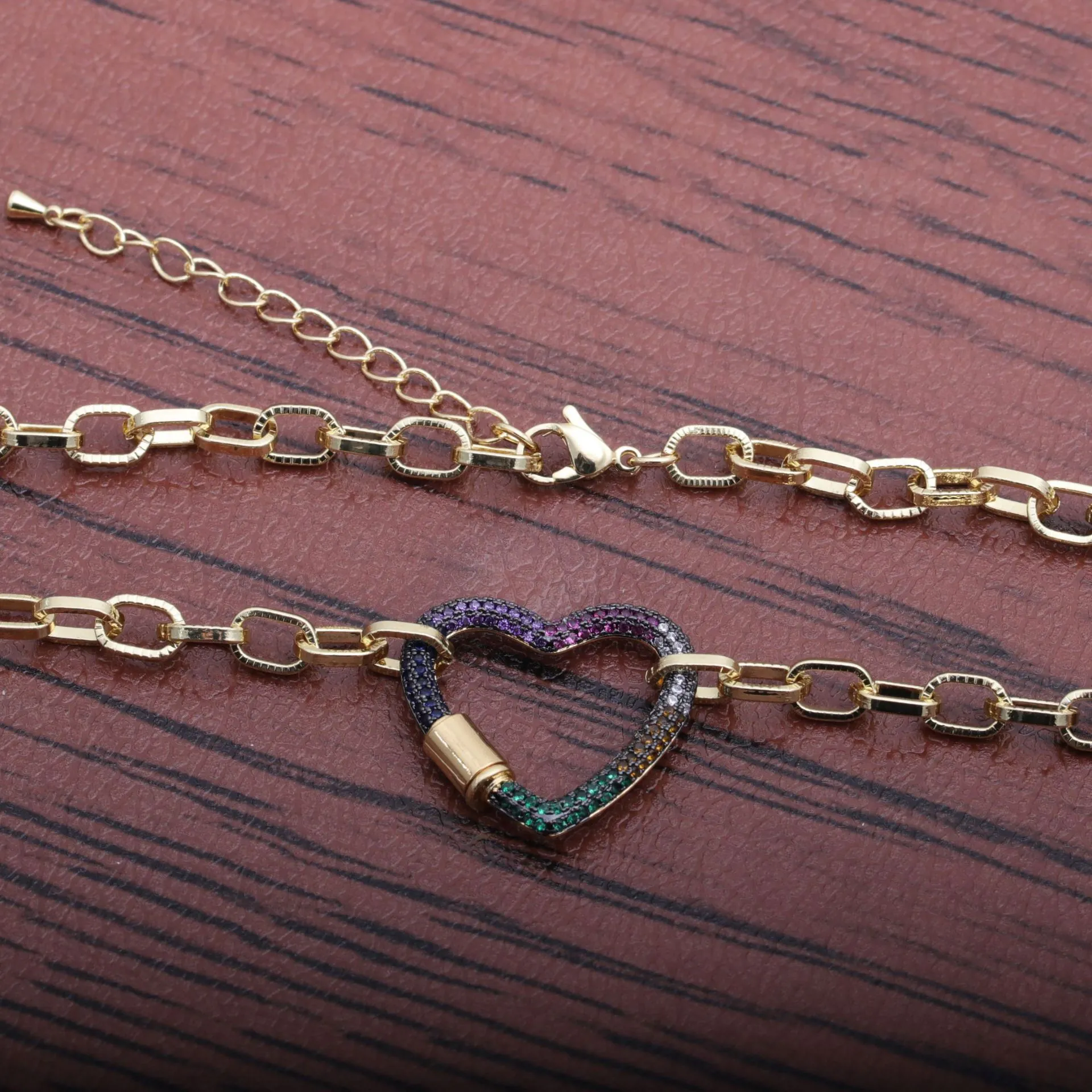 Hip Hop Goud Verguld Koper Micro Ingelegde Kleurrijke Zirkonia Hart Karabijn Sluiting Hanger Halsketting Voor Vrouwen Mannen Mode Sieraden