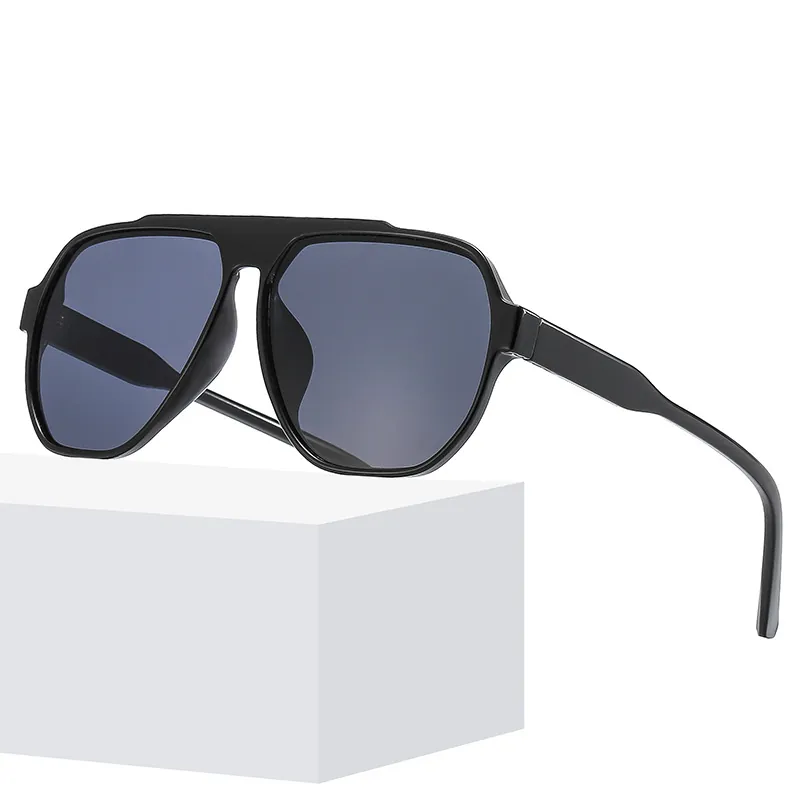 Oversized Square Sunglasses Retro Aviator Style UV400 Protection PC Frame Lightweight Fashion Eyewear Unisex