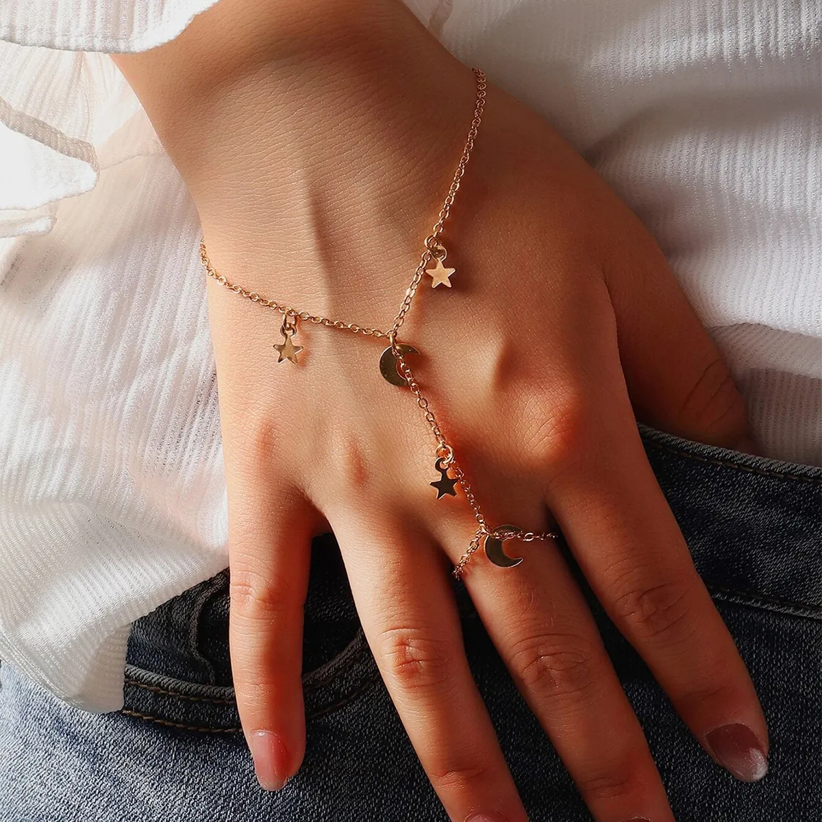 Moon Star Pendant Finger Bracelet Alloy Hand Back Chain Jewelry Minimalist Boho Style For Women