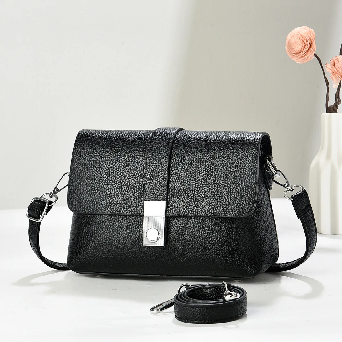 Minimalist Women Litchi Pattern PU Leather Crossbody Bag Small Square Shoulder Handbag With Adjustable Strap Silver Buckle