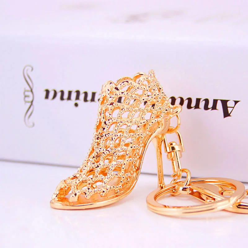 Elegant Hollow Out Stiletto High Heel Keychain Zinc Alloy Rhinestone Key Ring For Women Bags Fashion Accessory Gift