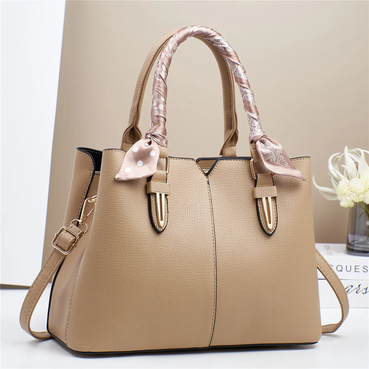 Women Lychee Pattern PU Leather Handbag Elegant Tote Shoulder Bag With Scarf Detachable Strap Golden Hardware