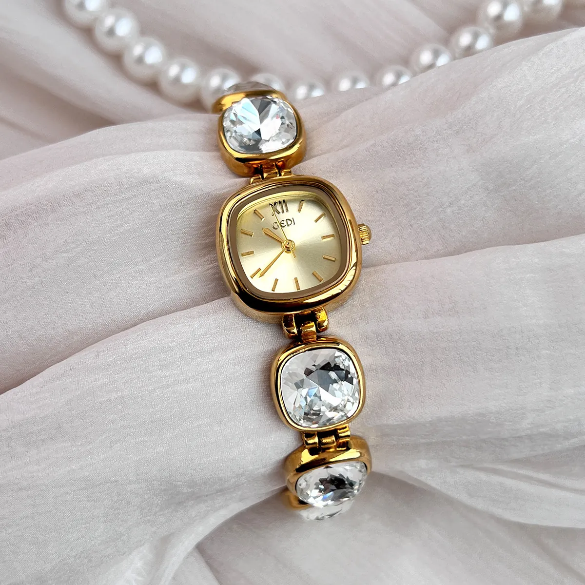 Elegant Women Quartz Watch With Square Crystal Chain Strap Luxury Alloy Waterproof Fashion Jewelry Wristwatch