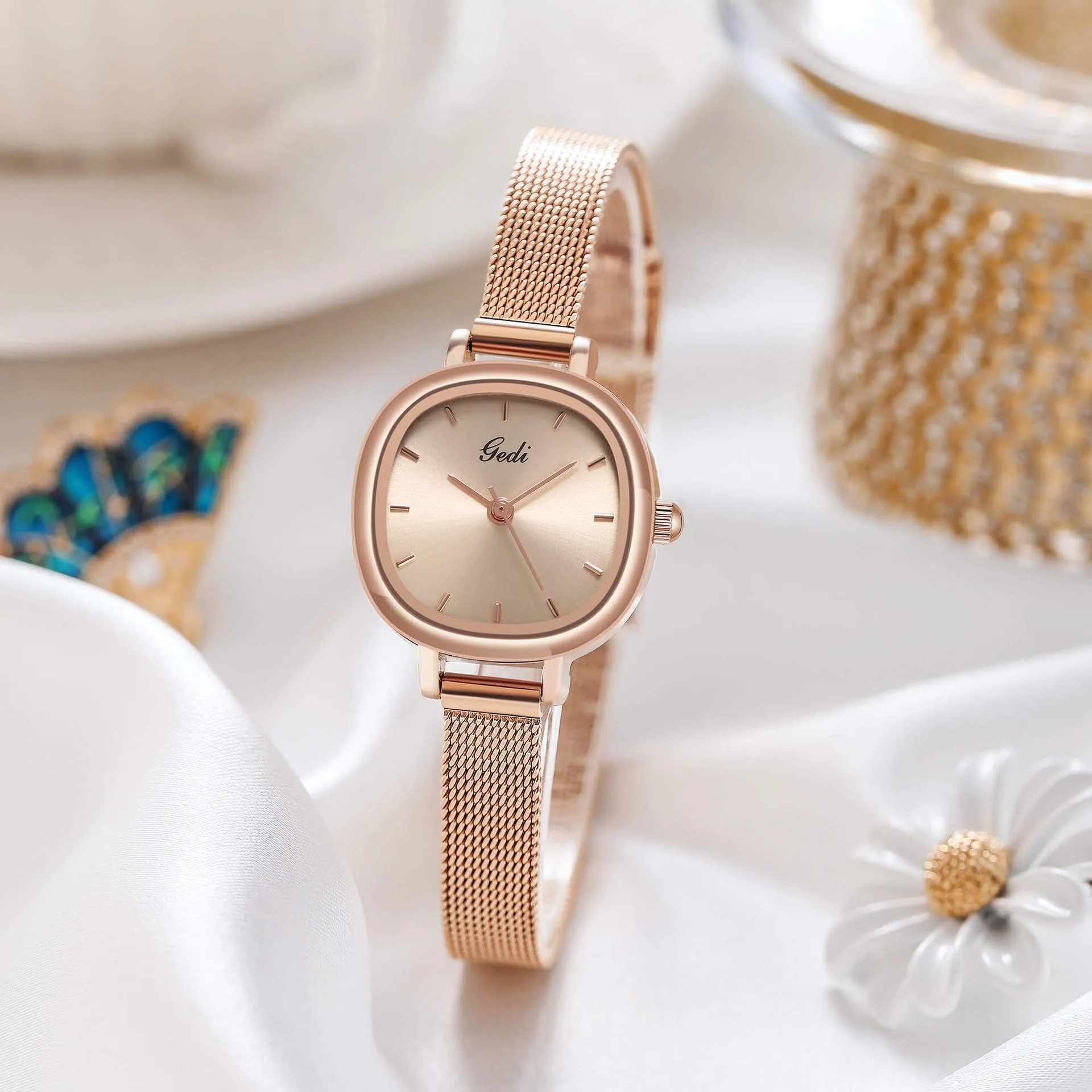Women Quartz Watch Square Dial Minimalist Elegant Stainless Steel Mesh Band Waterproof Fashion Wristwatch