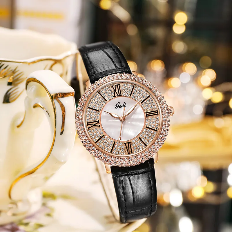 Montre À Quartz Pour Femme Lunette En Strass Cadran En Nacre Bracelet En Cuir Étanche Mode Luxe Élégante