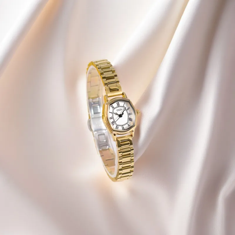 Montre À Quartz Élégante Pour Femmes Boîtier Tonneau Plaqué Or Bracelet En Acier Inoxydable Chiffres Romains Rétro Étanche Mode