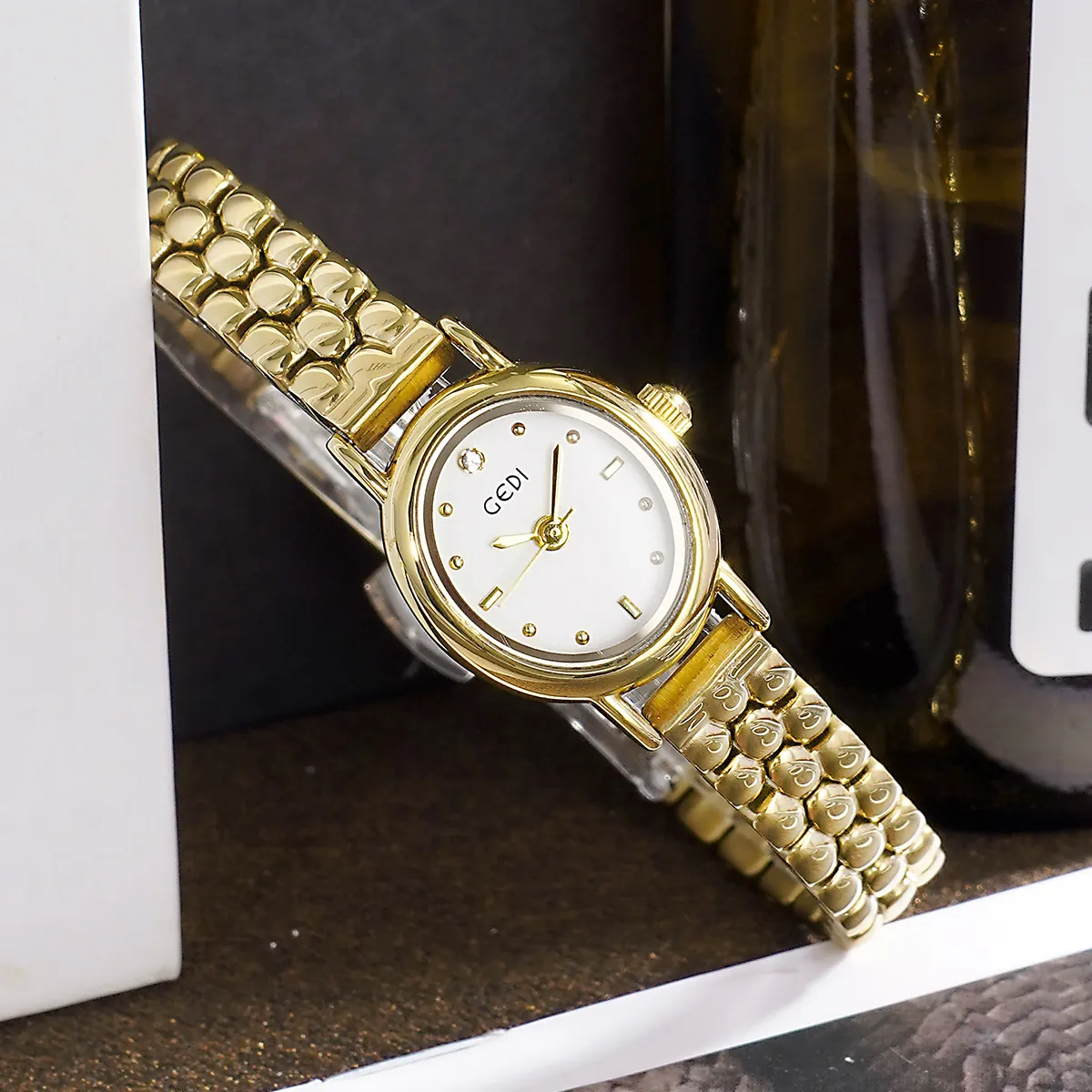Montre Quartz Pour Femmes Petite Elégante Ovale Bracelet En Acier Inoxydable Étanche Style Vintage Mode