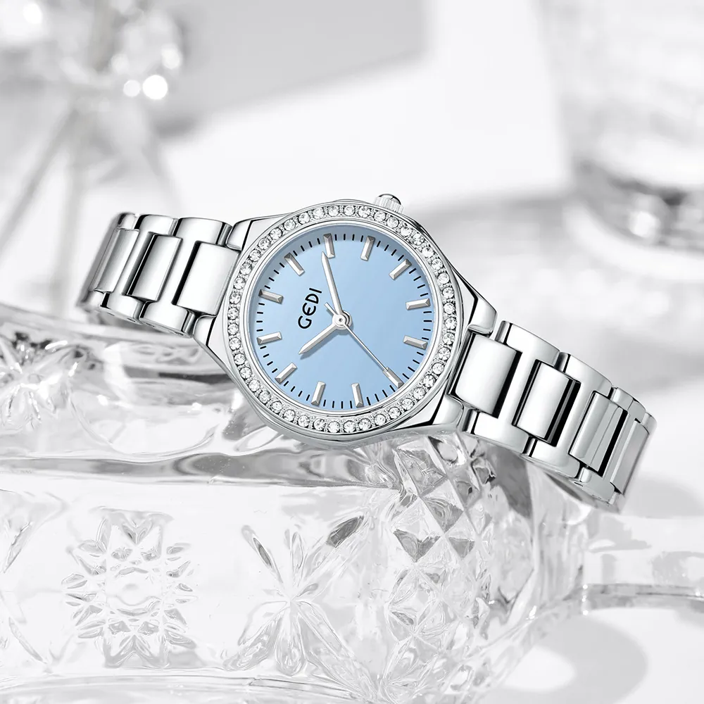 Elegant Women's Quartz Watch With Round Dial Rhinestone Bezel Metal Link Strap Fashion Water Resistant Wristwatch