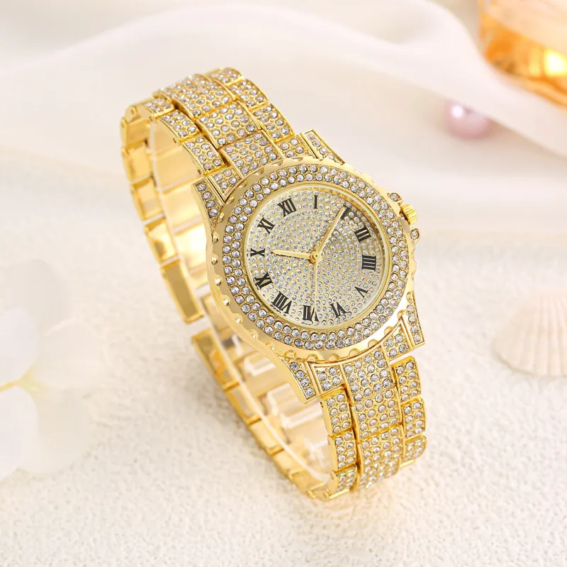 Montre Femme Quartz De Luxe Entièrement Sertie De Strass Alliage Analogique Cadran Rond Chiffres Romains Élégant Temps