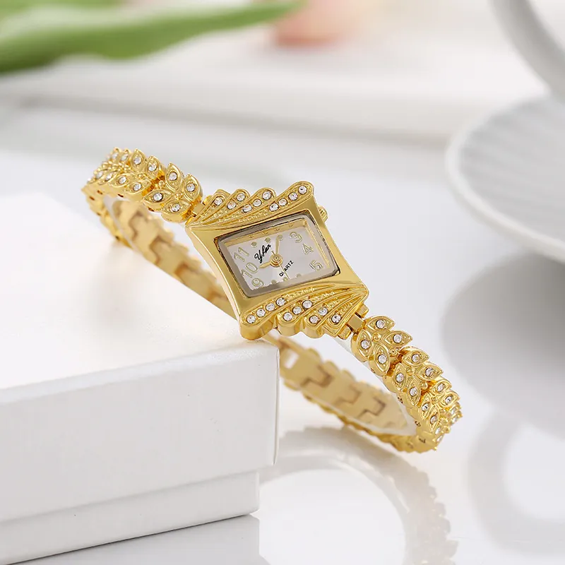 Montre Bracelet Femme Mode Strass Bracelet En Alliage Forme De Feuille Cadran Losange Élégante Luxe Montre À Quartz
