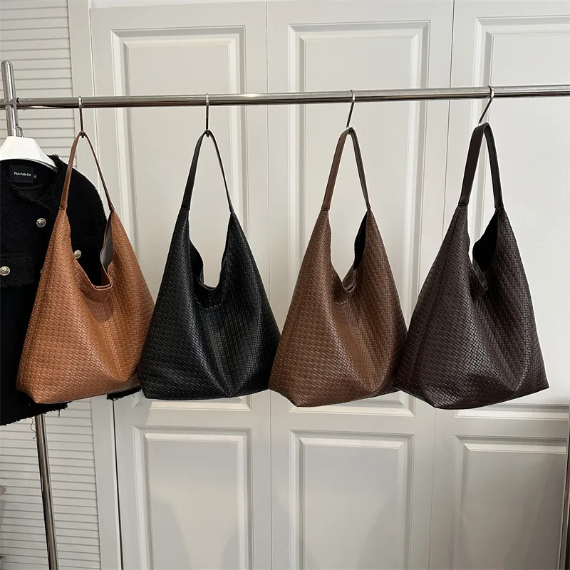 Sac Fourre-Tout en Cuir PU à Motif Tissé pour Femmes Sac à Bandoulière Hobo de Grande Capacité Avec Ensemble de Pochette Intérieure