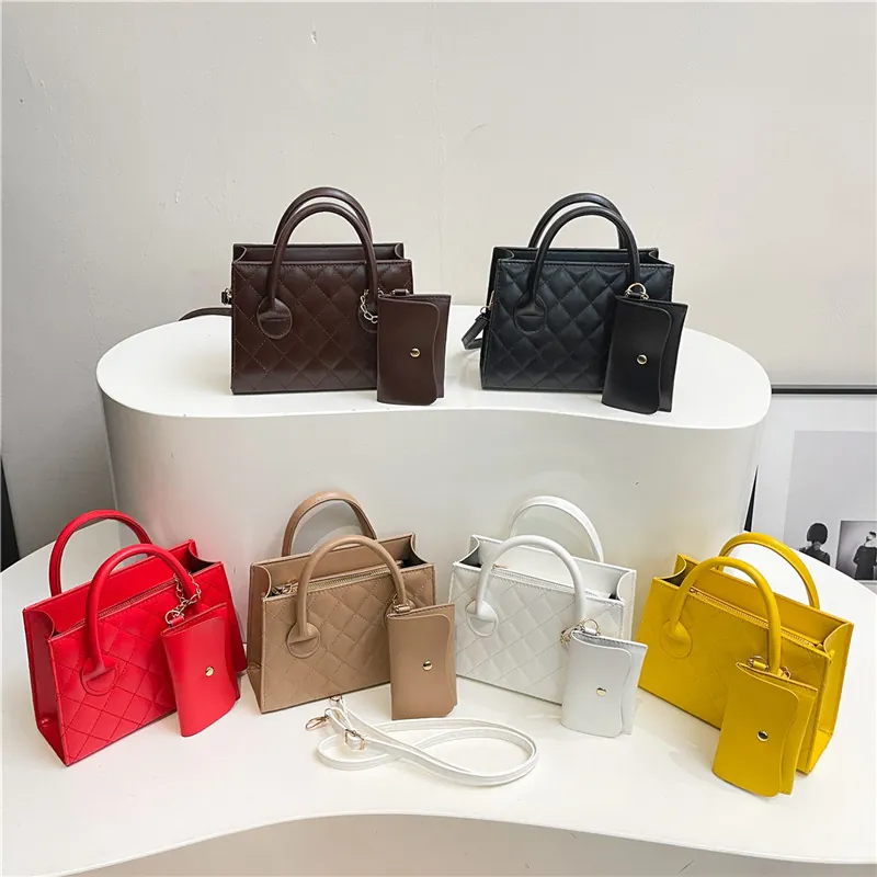 Women PU Leather Quilted Shoulder Bag Trendy Chic Small Square Handbag Crossbody Tote With Coin Purse Pendant