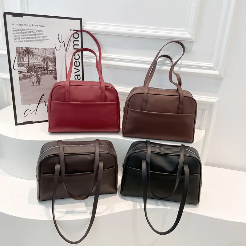 Sac Fourre-Tout Grande Capacité en Cuir PU pour Femmes Sac à Bandoulière Minimaliste Avec Poche Avant Sac à Main Casual Mode