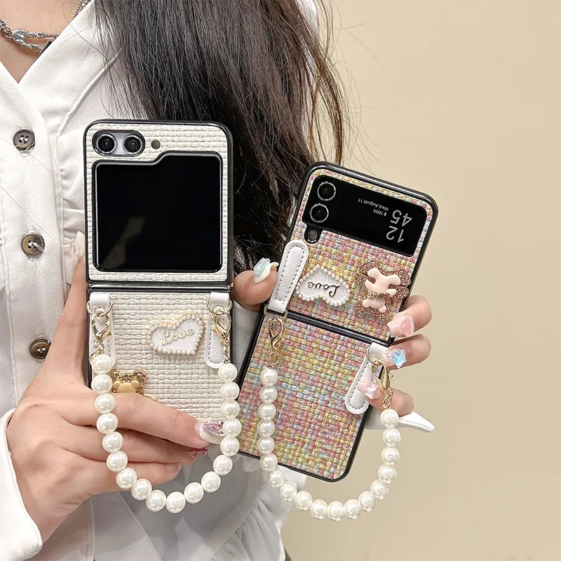 Tweed Fabric Folding Phone Case Artificial Pearl Hand Chain Heart Bear Luxury Protective Cover For Foldable Smartphones