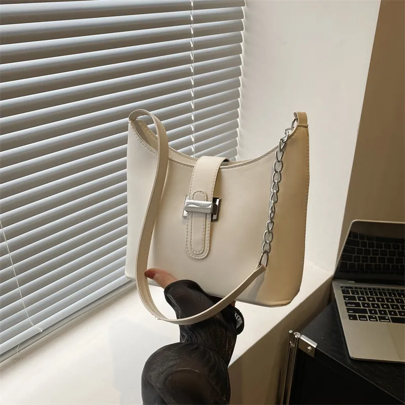 PU Leather Women Shoulder Bag With Metal Buckle And Chain Link Strap Minimalist Underarm Hobo Bag Urban Chic Retro Style