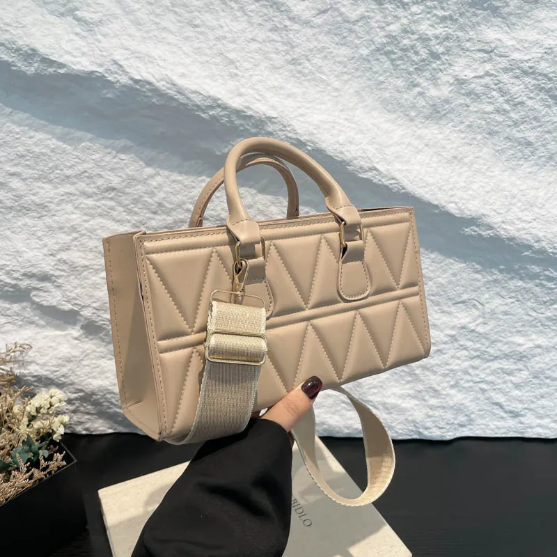 Women Fashion PU Leather Small Square Bag With Geometric Triangle Quilting Solid Color Handbag Crossbody Shoulder Bag Wide Strap