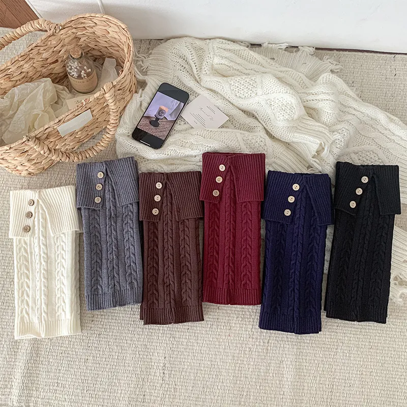 Women Cable Knit Leg Warmers Acrylic Warm Winter Button Cuff Retro Style