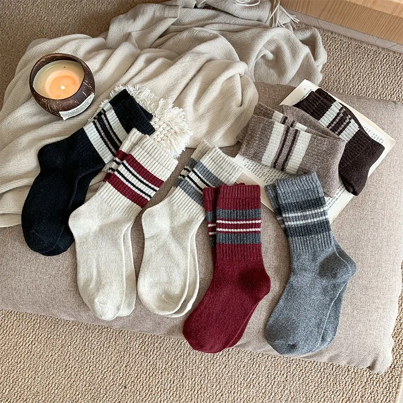 Women Striped Slouch Socks Preppy Style Warm Winter Polyester Crew Socks Japanese Retro Mid-Tube Knitted Socks For Women