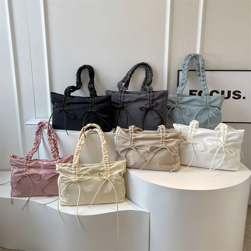 Dames Mode Canvas Geplooide Tote Bag Met Strik Detail Wolk Schouderriem Grote Capaciteit Woon-werkverkeer Handtas Casual Shopper Tas