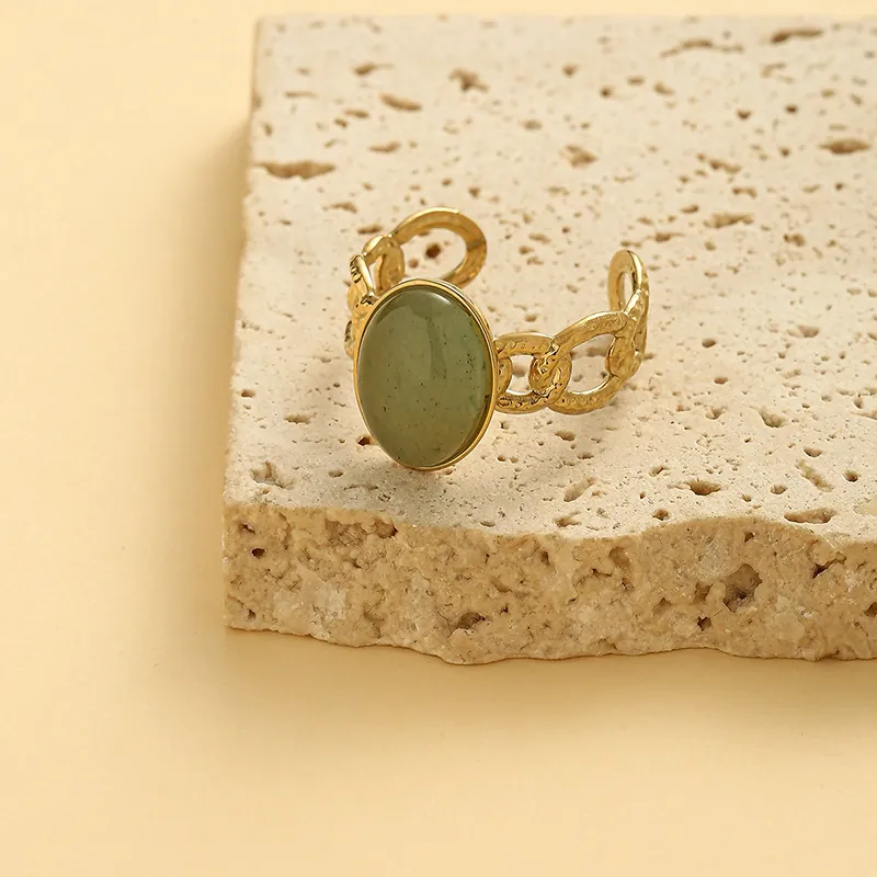 Vintage Oval Green Stone Ring Stainless Steel Chain Link Hollow Out Adjustable For Women Fashion Jewelry