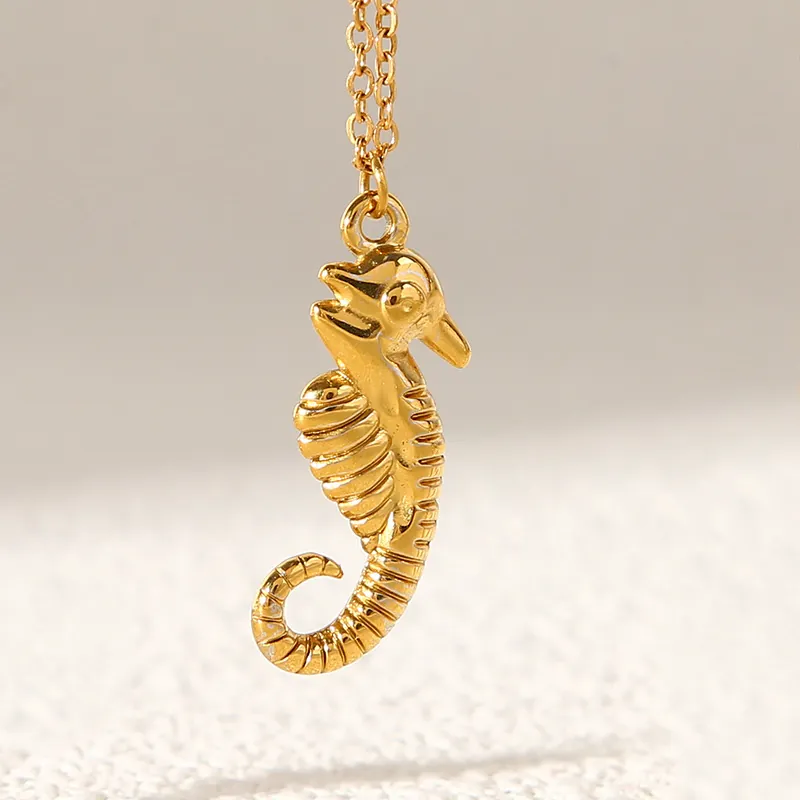 Collier Pendentif Acier Inoxydable Plaqué Or 18K Abeille Hippocampe Soleil Coquillage Étanche Bijoux Pour Femmes
