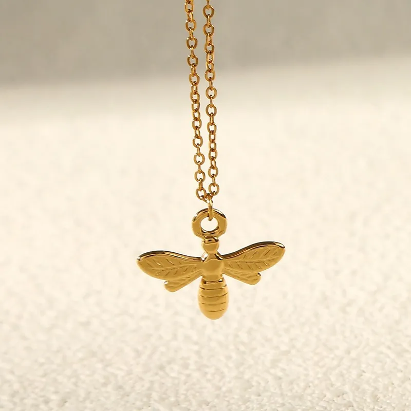 Collier Pendentif Abeille Hippocampe Soleil Coquillage Acier Inoxydable Plaqué Or Hip Hop Minimaliste Bijoux De Niche