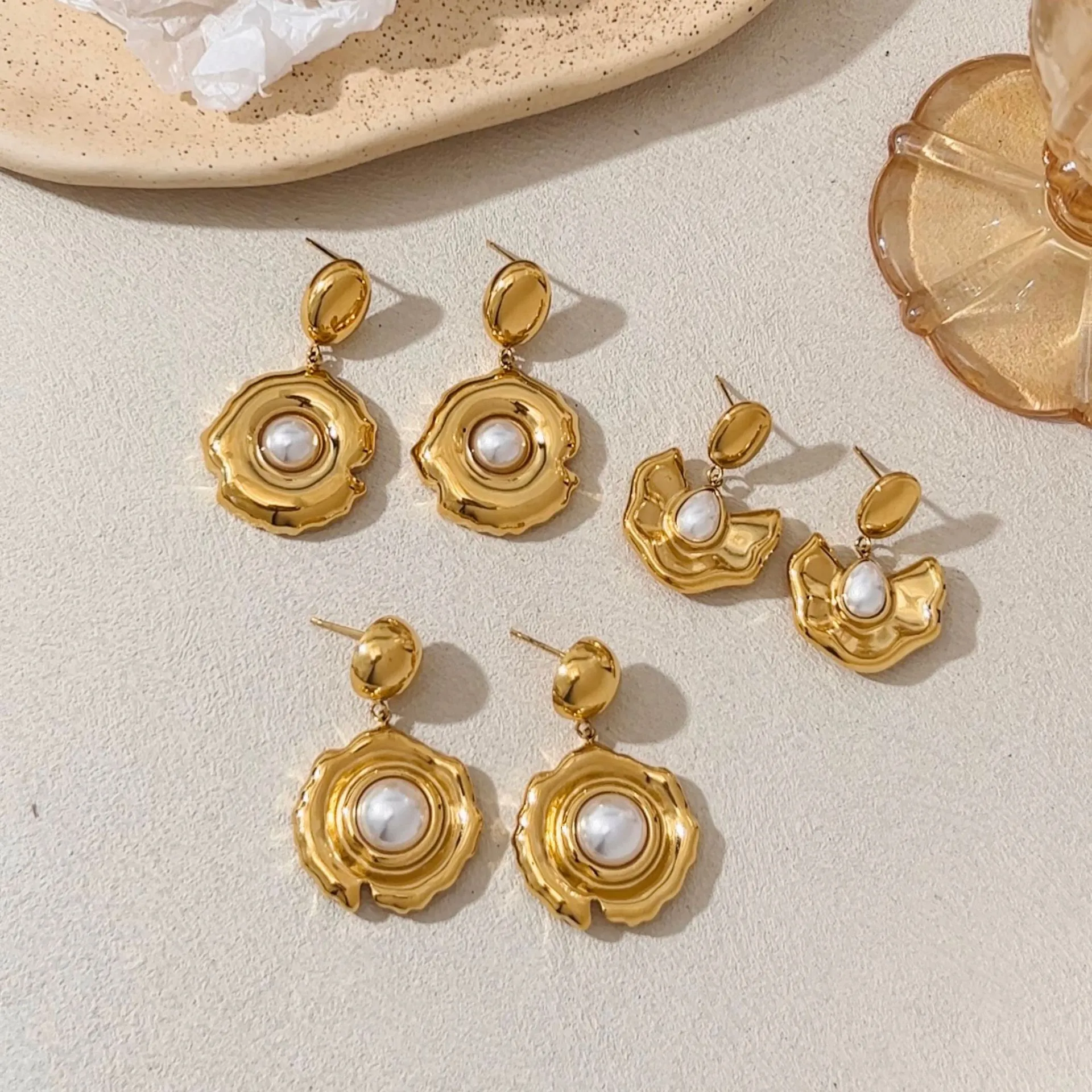 Boucles D'oreilles Pendantes En Künstliche Perles Artificielles Irrégulières Pour Femmes Bijoux De Mode Géométriques En Acier Inoxydable Plaqué Or Vintage