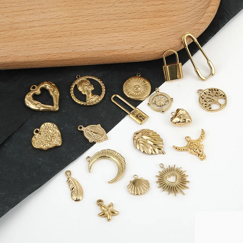 Vintage 18K Gold Plated Stainless Steel Pendants Charms DIY Jewelry Making Accessories Heart Moon Coin Sun Tree Star