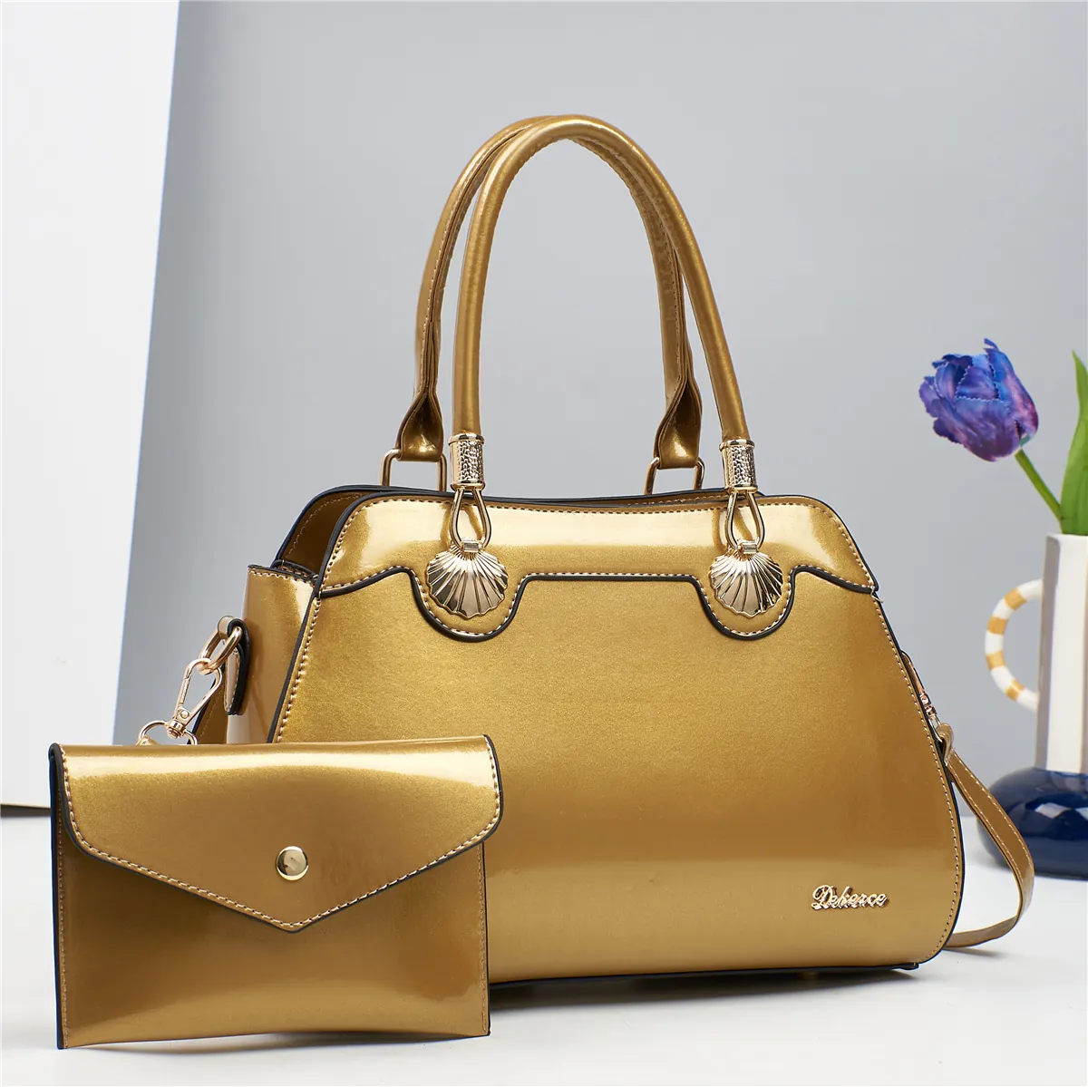 Glänzende PU Lackleder Handtasche Und Tasche Elegante Einfarbige Große Kapazität Tote Mit Goldener Muschel Hardware Für Damen