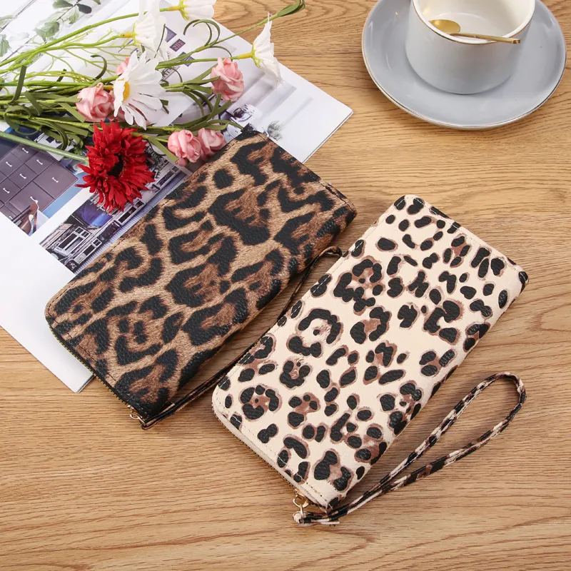 Women's Leopard Print Long Wristlet Wallet PVC Leather Zipper Clutch Bag Fashion Card Holder Phone Purse for Daily Travel