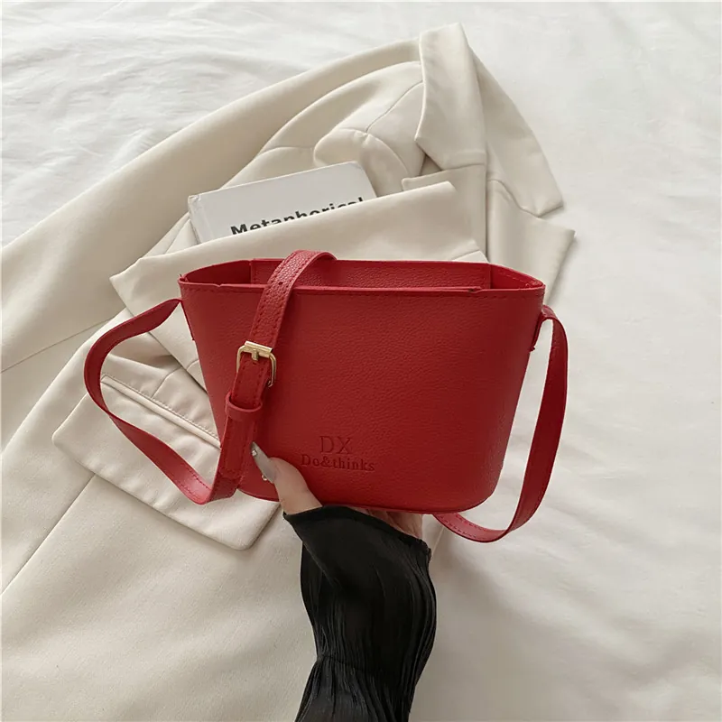Mini Bucket Crossbody Bag For Women Lychee Pattern PU Leather Minimalist Korean Style Adjustable Strap Shoulder Handbag