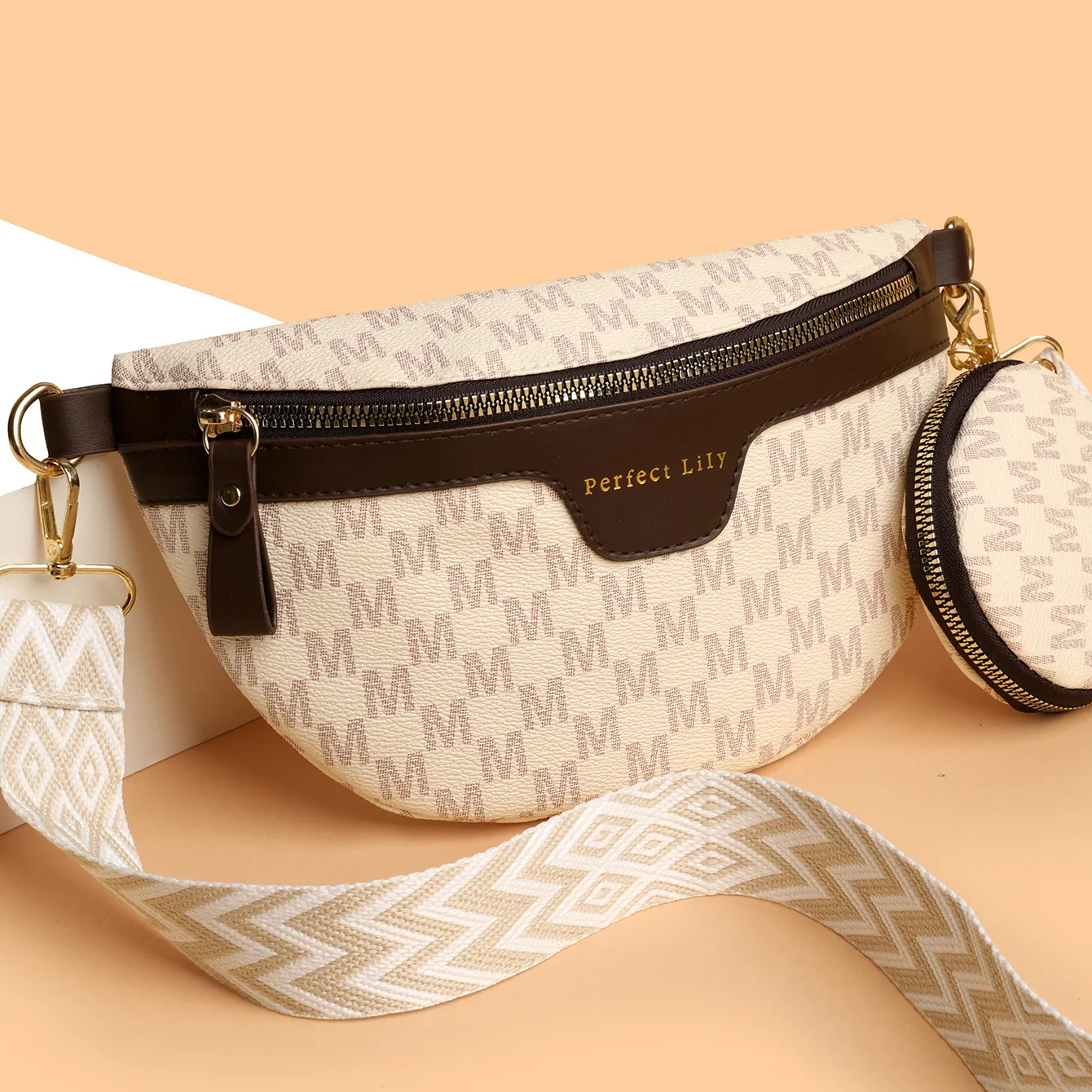 Sac De Poitrine À Imprimé Lettres Monogramme Pour Femmes Avec Large Bandoulière Géométrique Et Pochette Ronde Sac À Bandoulière Cuir PU Rétro Décontracté