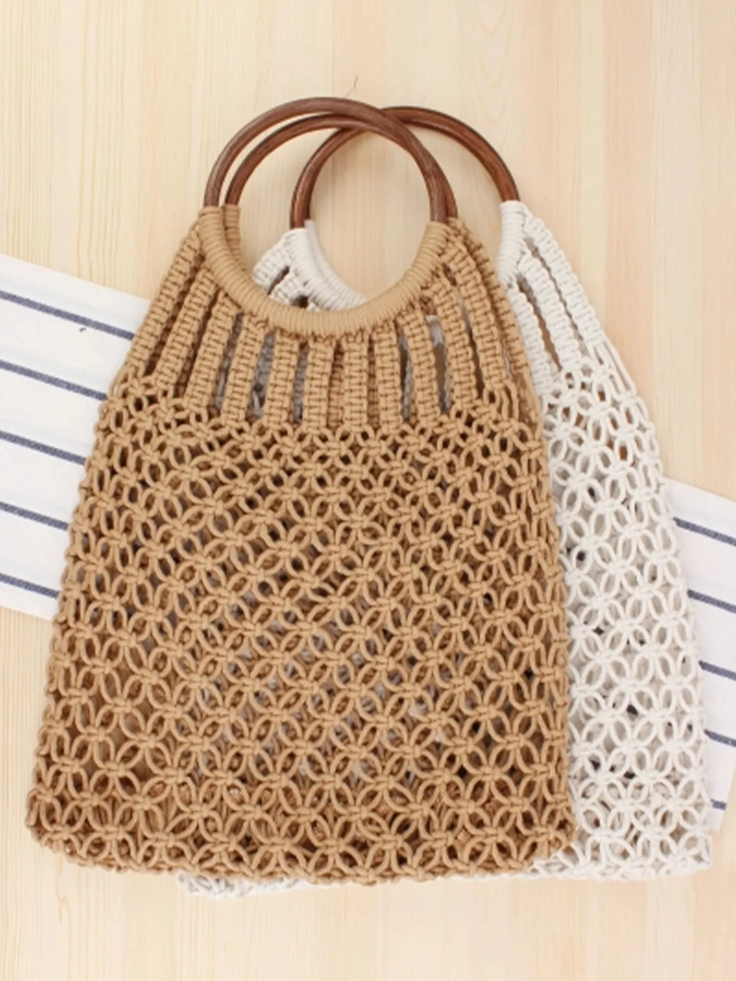 Hand-Woven Macrame Tote Bag Bohemian Cotton Rope Beach Purse With Round Rattan Wood Handles Summer Vacation Casual