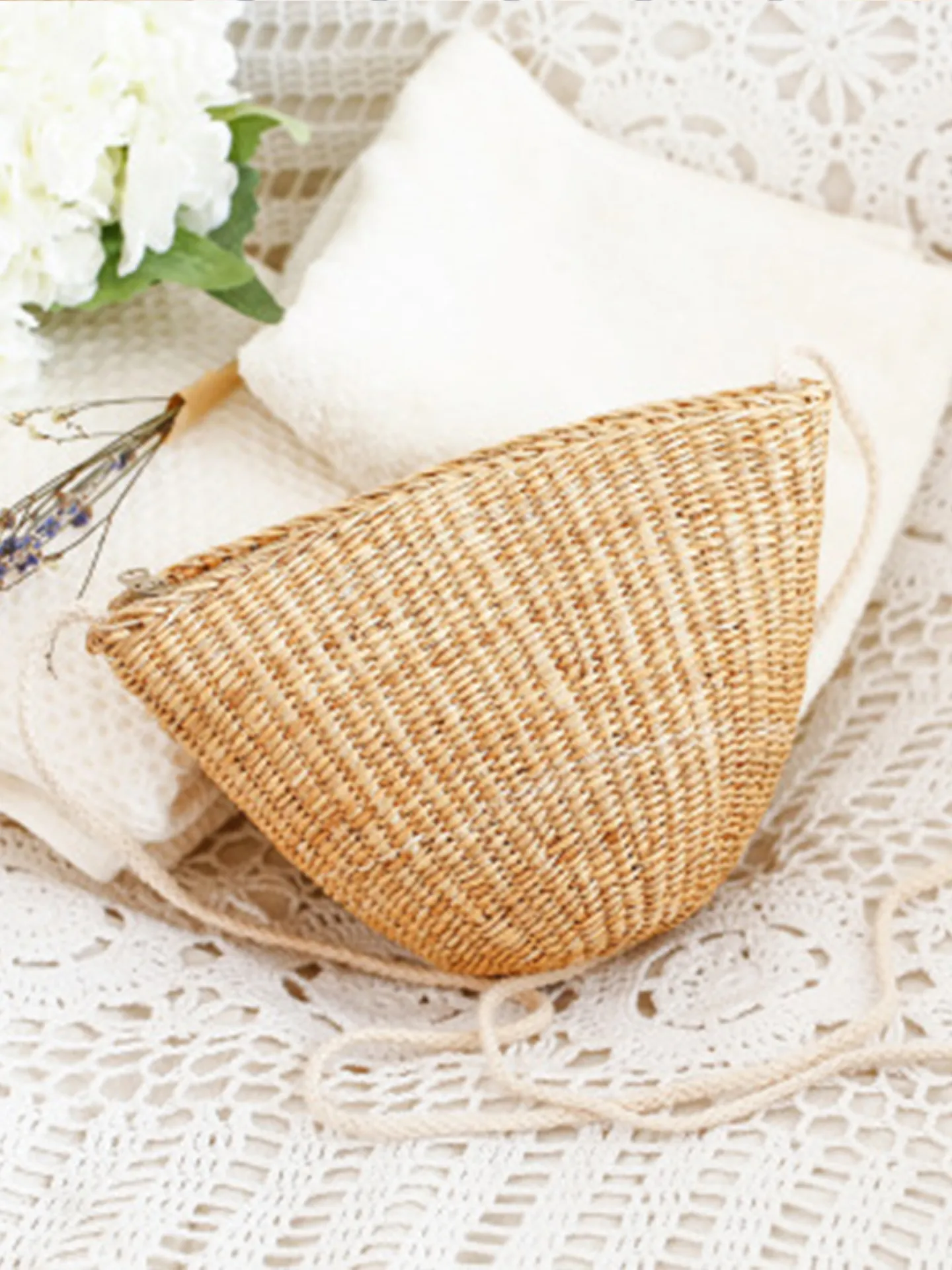 Petit Sac Bandoulière En Paille Naturelle Tissé À La Main Style Bohémien De Plage D'été Avec Fermeture Éclair Pour Femmes