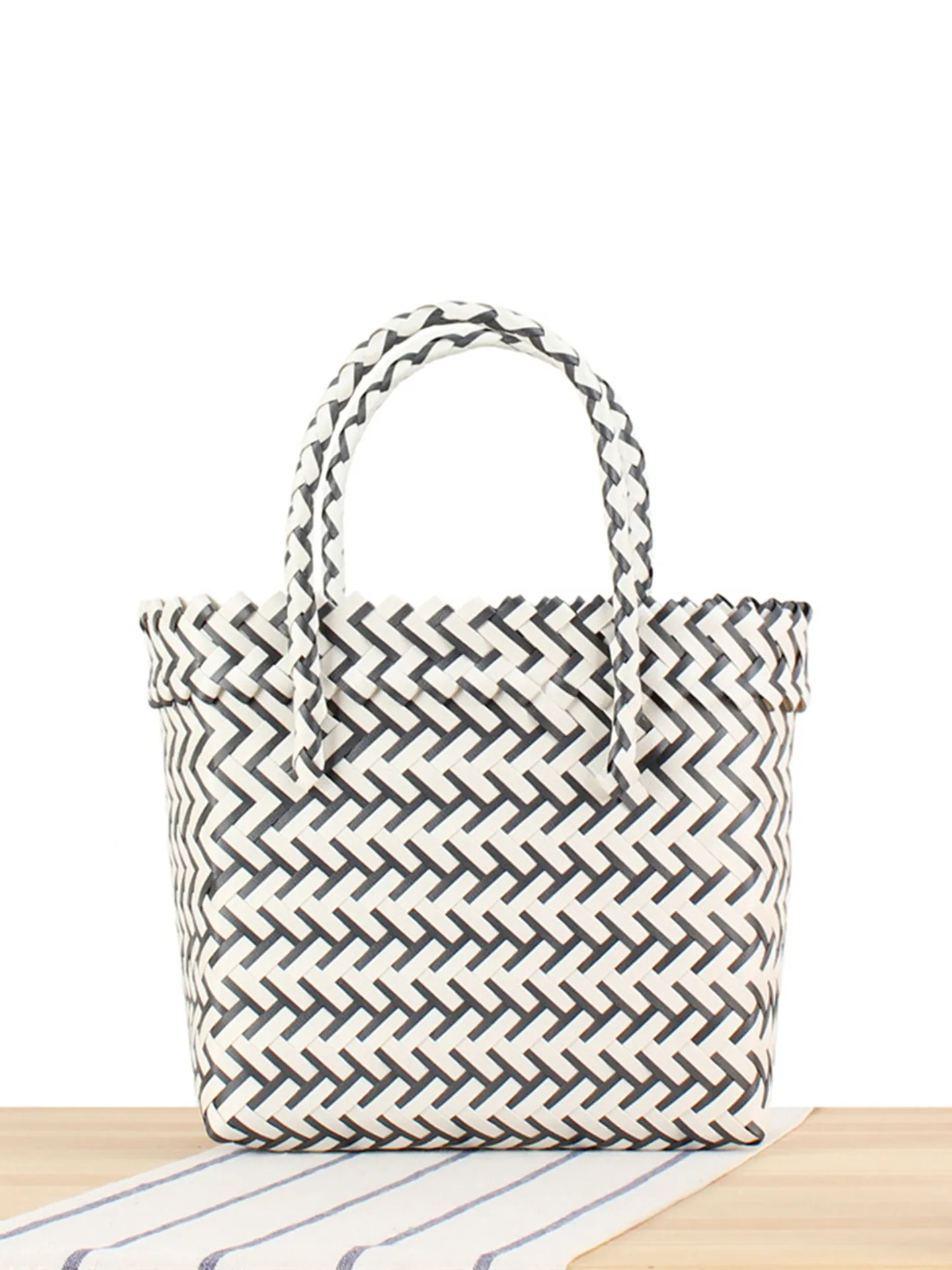 Woven Tote Bag Handheld Plastic Striped Basket For Bathroom Storage Beach Shopping Portable Small Square Purse Women