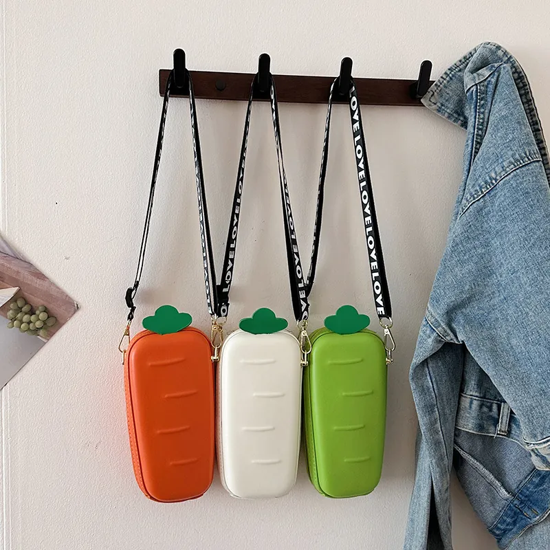 Carrot Shaped Crossbody Bag PU Leather Creative Fruit Vegetable Mobile Phone Pouch With Love Print Strap Cute
