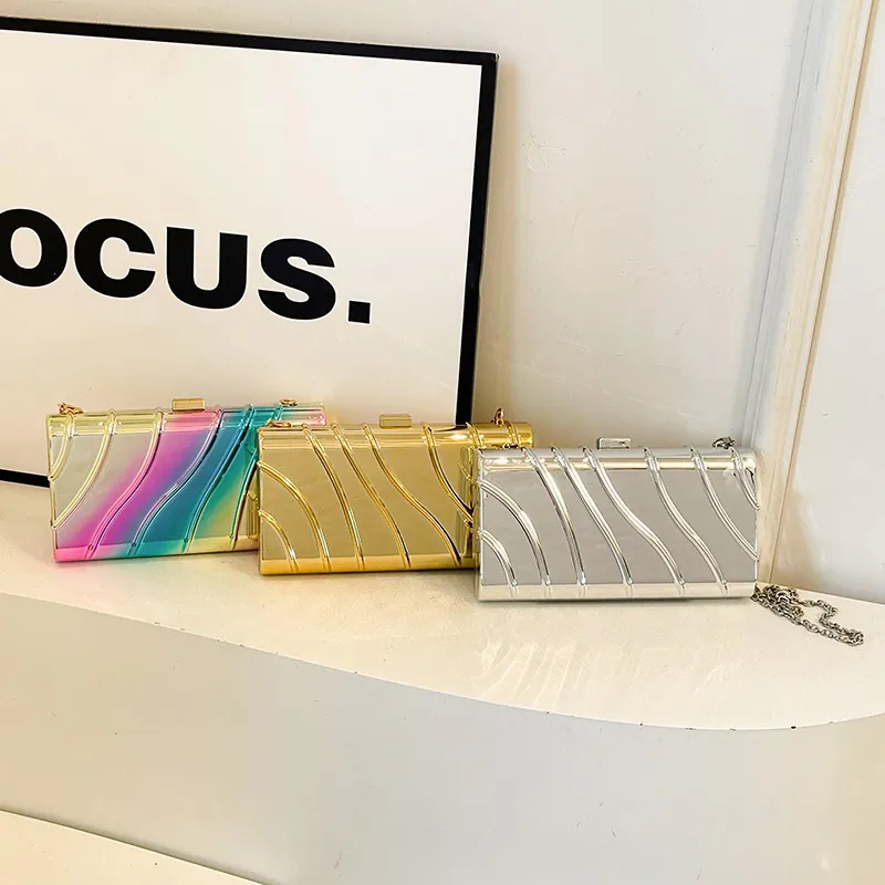Women Acrylic Evening Clutch Bag Fashion Wave Pattern Square Banquet Handbag With Detachable Metal Chain Strap For Wedding Party