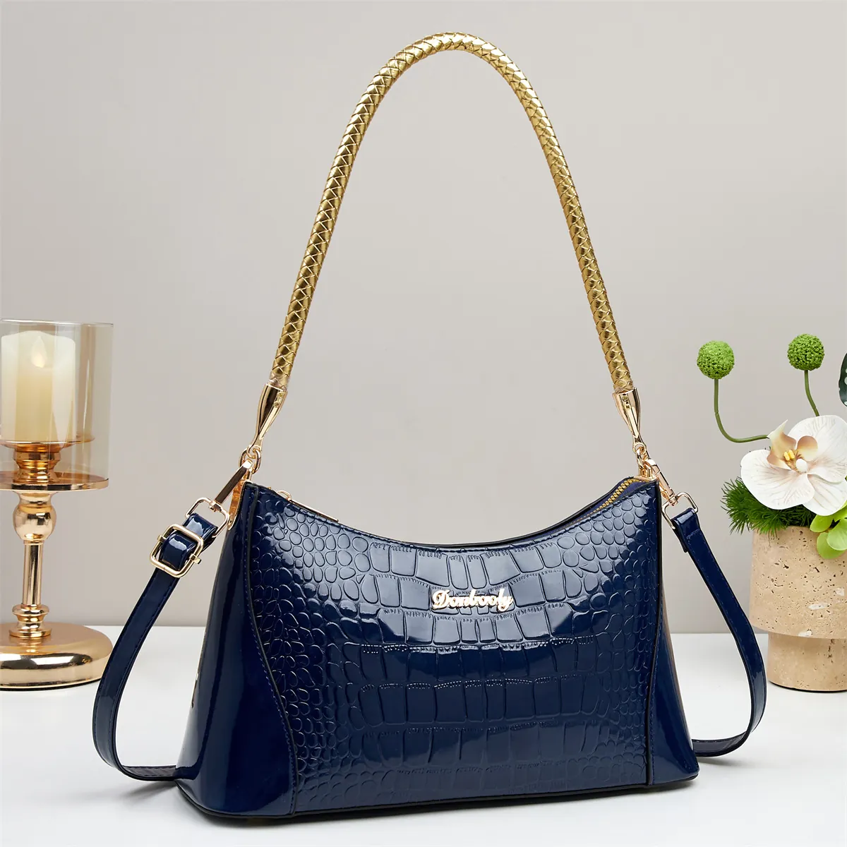 Sac Sous le Bras en PU Motif Crocodile Brillant Design de Niche Sac à Épaule Avec Poignée Tressée Or Sac à Main Mode