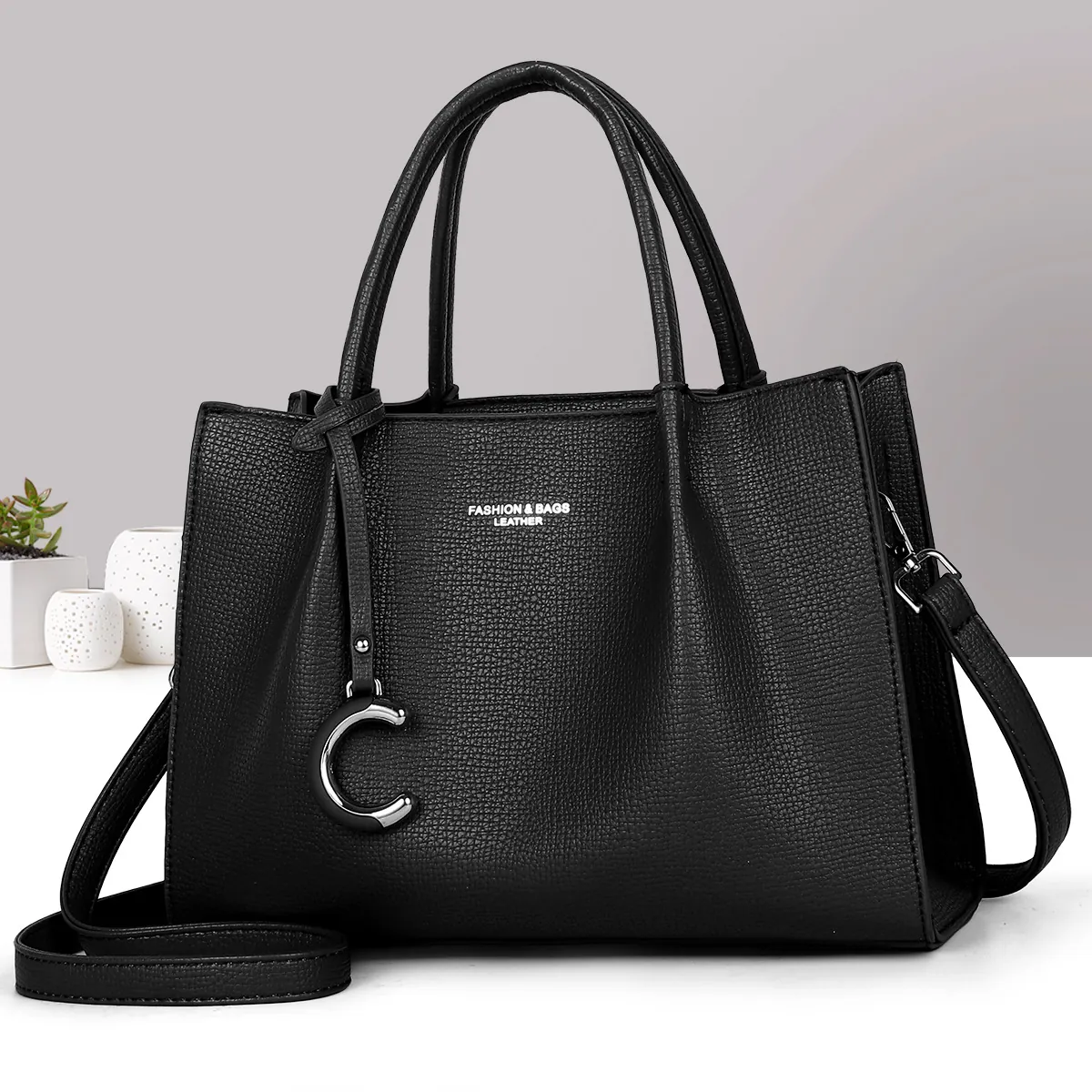 Dames Handtas Grote Capaciteit PU Synthetisch Leer Lychee Textuur Handtas Met Metalen C Hanger Schouder Crossbody Tas