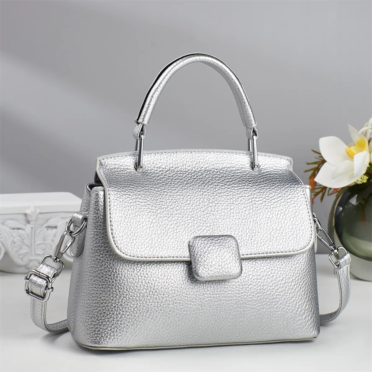 Women Grained PU Leather Flap Handbag With Top Handle Adjustable Shoulder Strap Crossbody Square Bag Stylish
