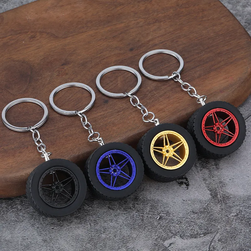 Auto Band Velg Sleutelhanger Zinklegering Rubber Realistische Auto Modificatie Miniatuur Hanger Voor Mannen