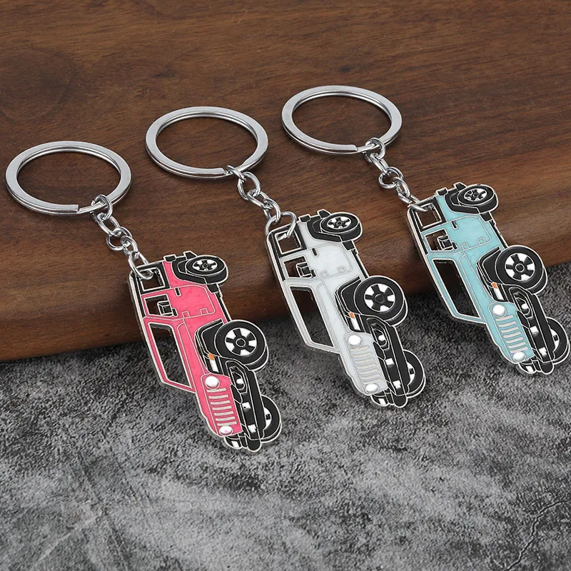 Zinc Alloy SUV Off-Road Car Keychain Pendant Metal Enamel Colorful Vehicle Ornament For Backpack Keys Enthusiasts
